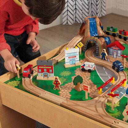 speeltafel met trein redealer