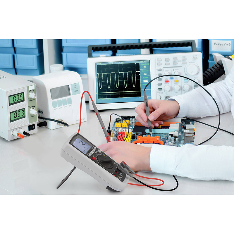 VOLTCRAFT VC830 - multimeter digitaal - CAT III 1000 V - CAT IV 600 V - Weergave (counts): 6000 - Afbeelding 2