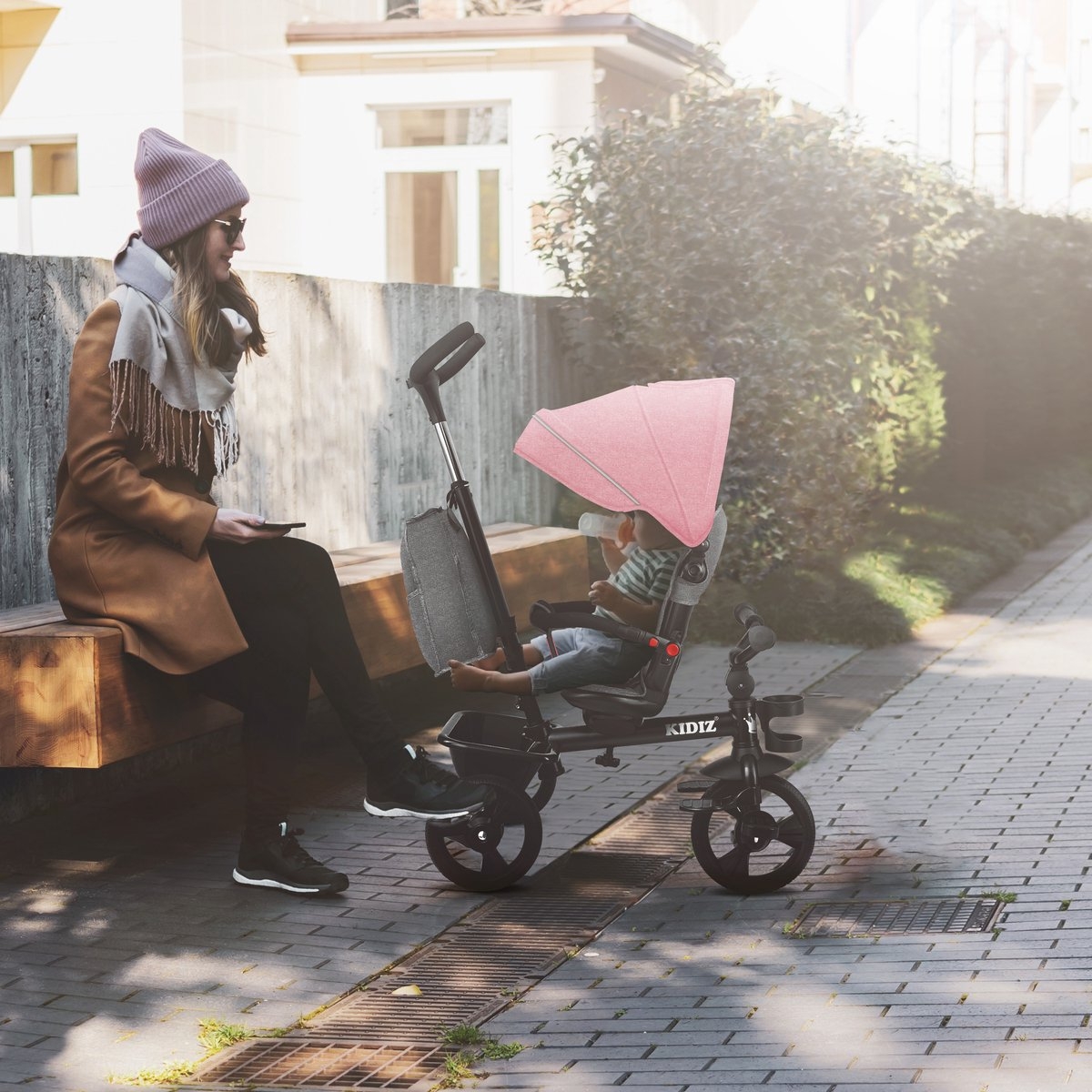 Kidiz – luxe driewieler – met vouwdak – pedalen en duw- en stuurstang – roze - Afbeelding 7